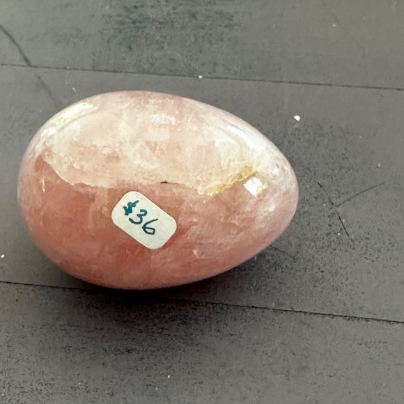 Rose Quarts Chrystal Egg New - Picture 5 of 5